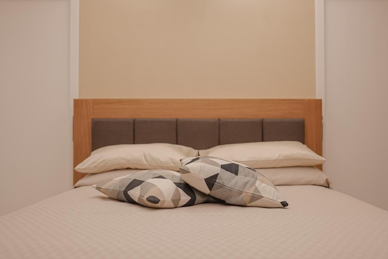 Casa Mia Plebiscito Apartment เนเปิลส์ ภายนอก รูปภาพ