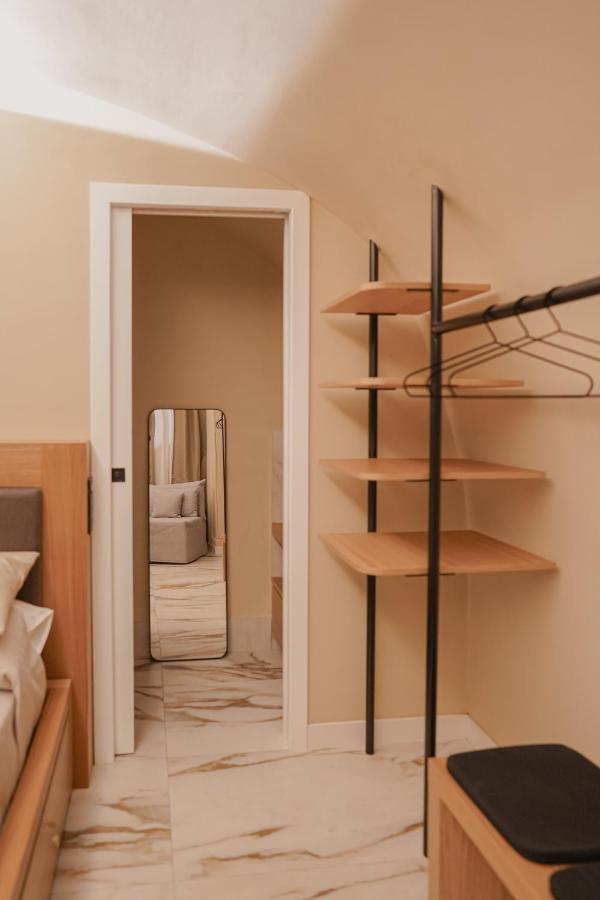 Casa Mia Plebiscito Apartment เนเปิลส์ ภายนอก รูปภาพ